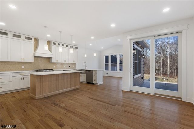 759 Mechlin Corner Rd., Union Twp., NJ 08827