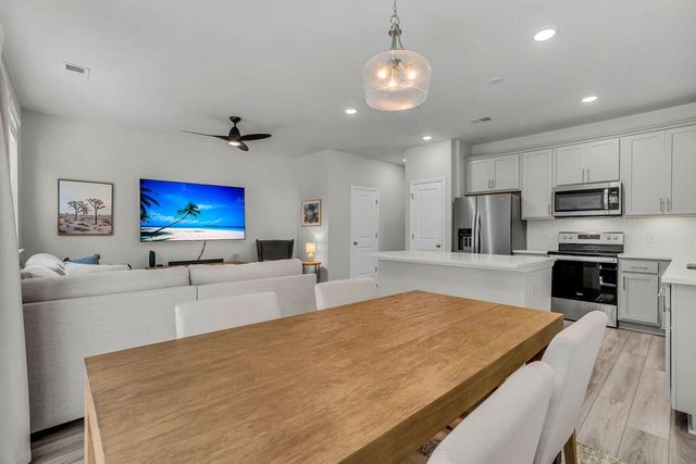 8410 Hidden Bakers Trace, North Charleston, SC 29418