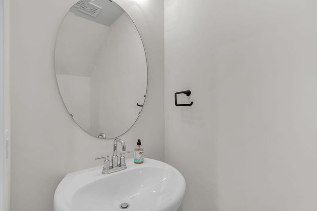 8410 Hidden Bakers Trace, North Charleston, SC 29418