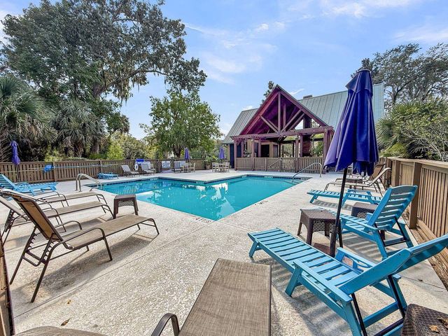 8410 Hidden Bakers Trace, North Charleston, SC 29418