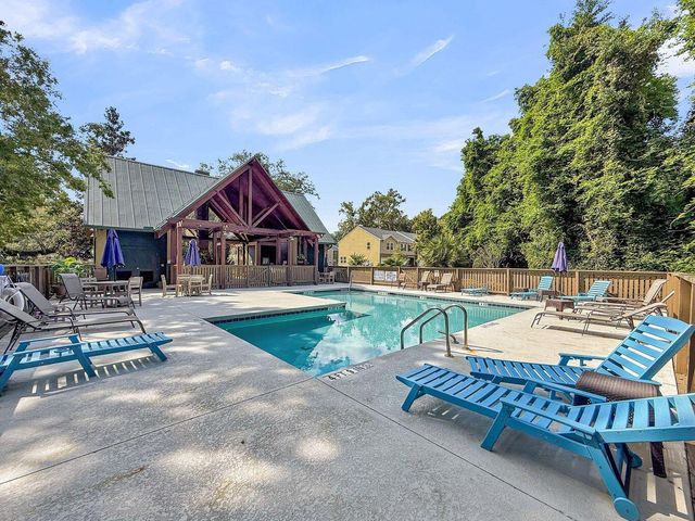 8410 Hidden Bakers Trace, North Charleston, SC 29418