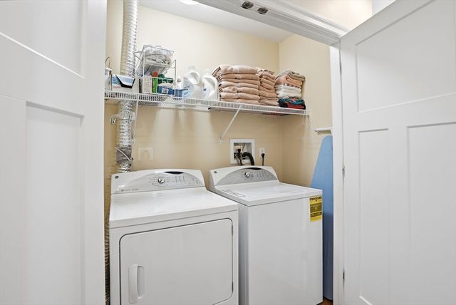 22 Grampian Way 22, Boston, MA 02125