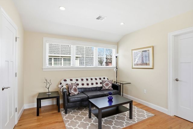 22 Grampian Way 22, Boston, MA 02125