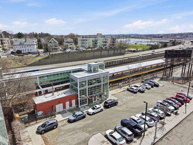 22 Grampian Way 22, Boston, MA 02125