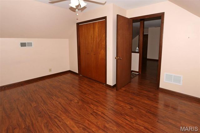 207 Fee Fee Road, Maryland Heights, MO 63043