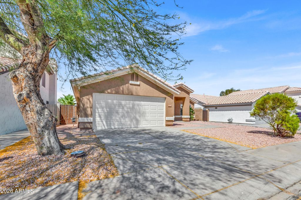 4638 E SUMMERHAVEN Drive, Phoenix, AZ 85044 — photo 5