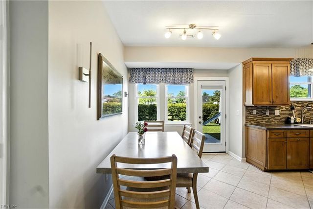 3024 Beaden DR, Virginia Beach, VA 23456