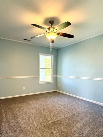 3024 Beaden DR, Virginia Beach, VA 23456