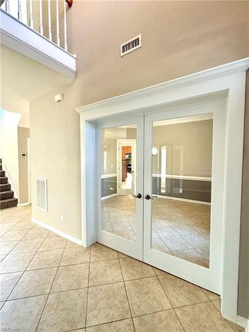 3024 Beaden DR, Virginia Beach, VA 23456