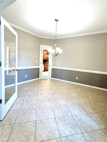 3024 Beaden DR, Virginia Beach, VA 23456