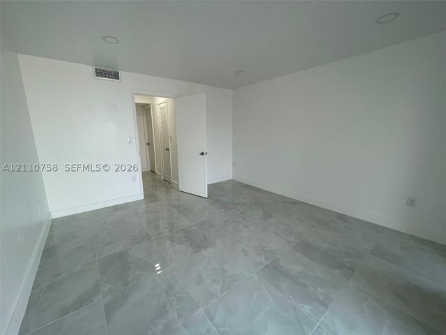 1351 NE Miami Gardens Dr 1202E, Miami, FL 33179