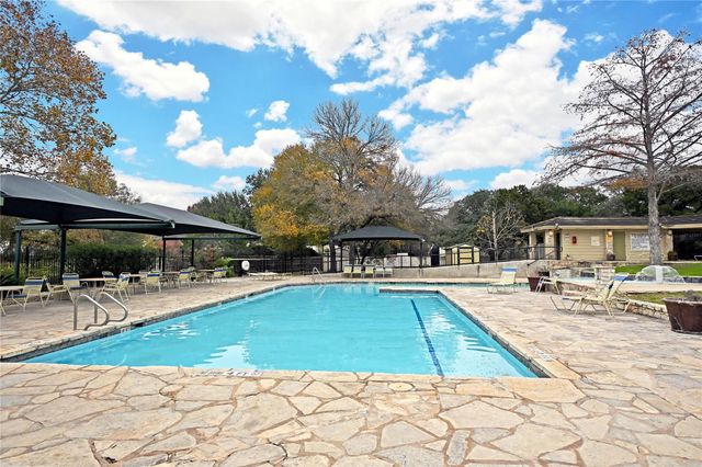 240 Oak CT, New Braunfels, TX 78132