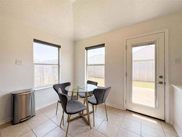 7510 Waterlilly Lane, Pearland, TX 77581