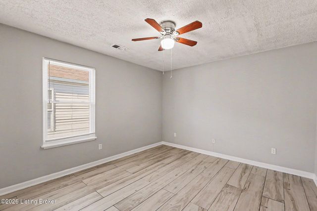 4219 Lambert Ave, Louisville, KY 40218