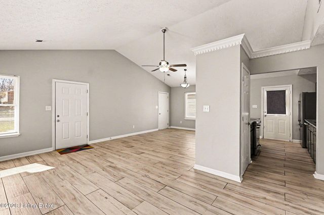 4219 Lambert Ave, Louisville, KY 40218