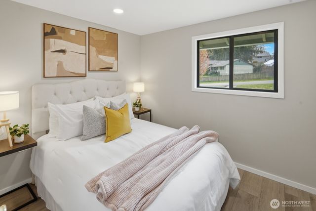 19105 18th Avenue W, Lynnwood, WA 98036