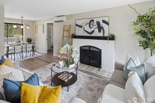 19105 18th Avenue W, Lynnwood, WA 98036