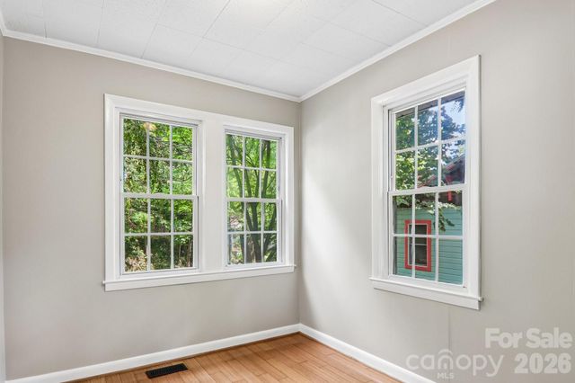 5 Belmont Avenue, Asheville, NC 28806