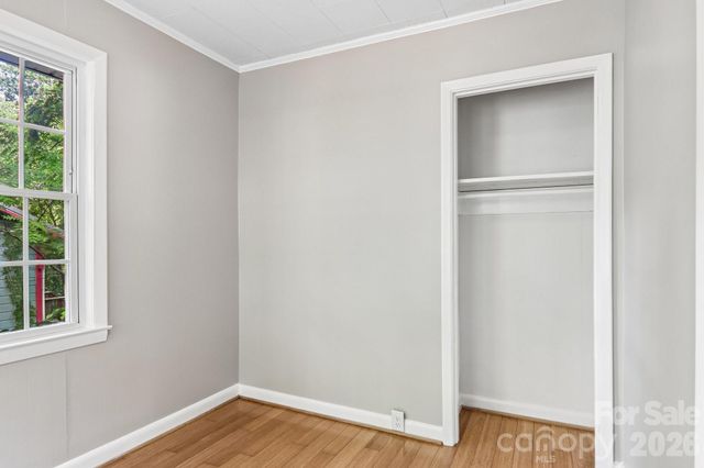 5 Belmont Avenue, Asheville, NC 28806