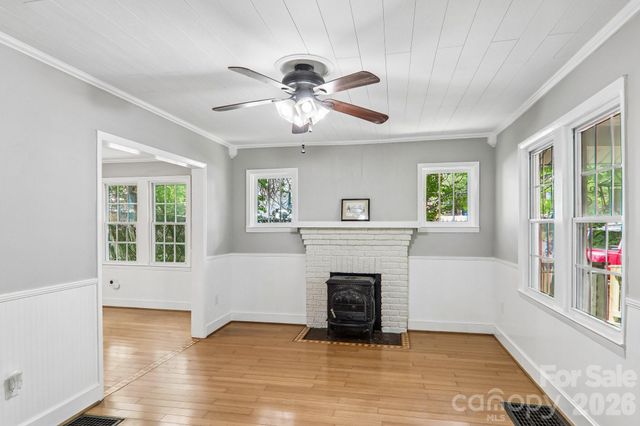 5 Belmont Avenue, Asheville, NC 28806