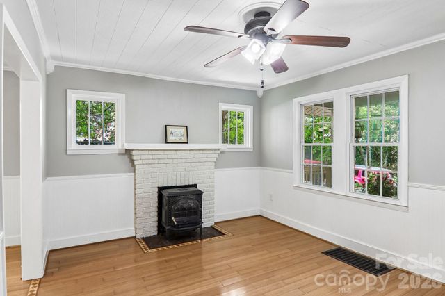 5 Belmont Avenue, Asheville, NC 28806