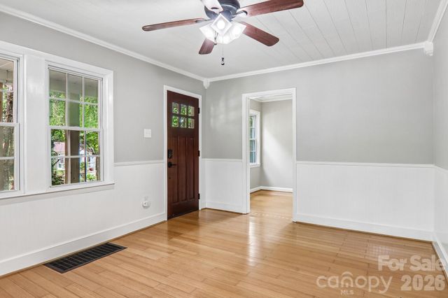 5 Belmont Avenue, Asheville, NC 28806