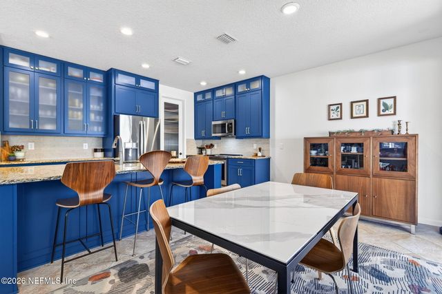 7088 CRISPIN COVE Drive, Jacksonville, FL 32258