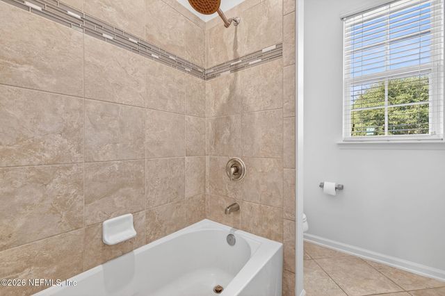 7088 CRISPIN COVE Drive, Jacksonville, FL 32258