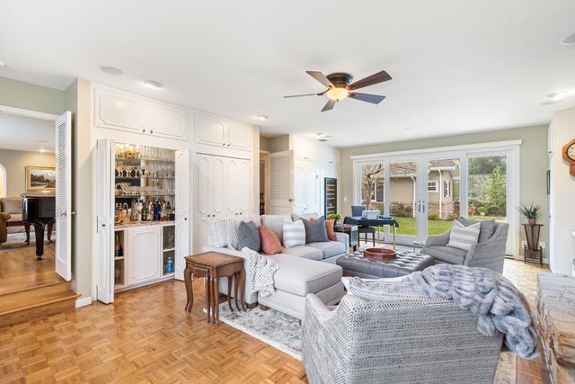 401 Lawson Way, Sacramento, CA 95864