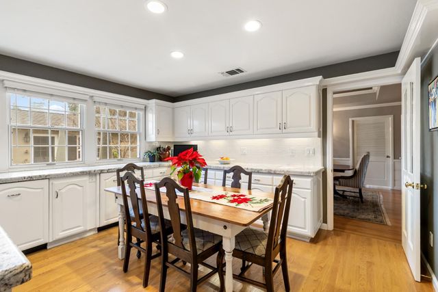 401 Lawson Way, Sacramento, CA 95864