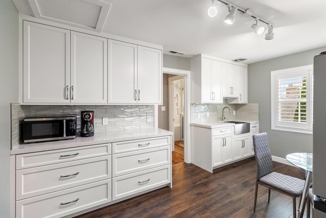 401 Lawson Way, Sacramento, CA 95864