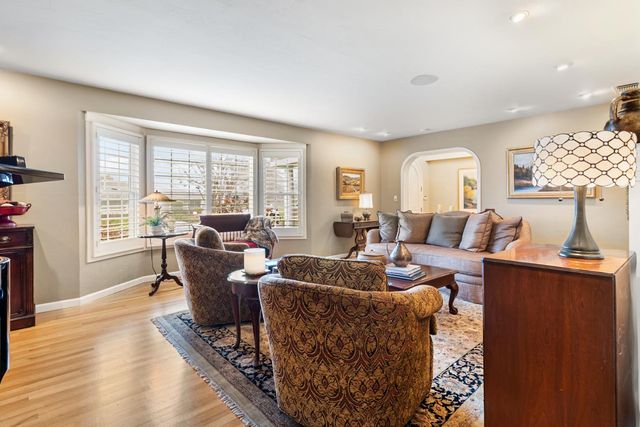 401 Lawson Way, Sacramento, CA 95864