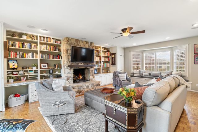 401 Lawson Way, Sacramento, CA 95864