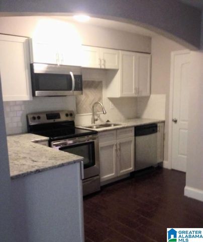 186 OLD MONTGOMERY HIGHWAY C, Homewood, AL 35216