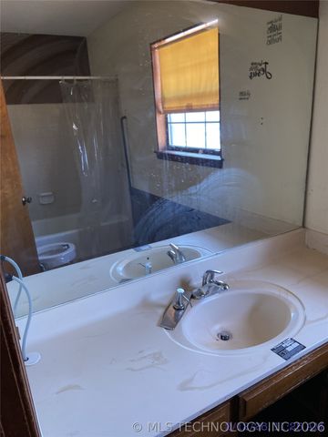 6416 S 111th East Avenue, Tulsa, OK 74133