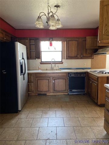 6416 S 111th East Avenue, Tulsa, OK 74133