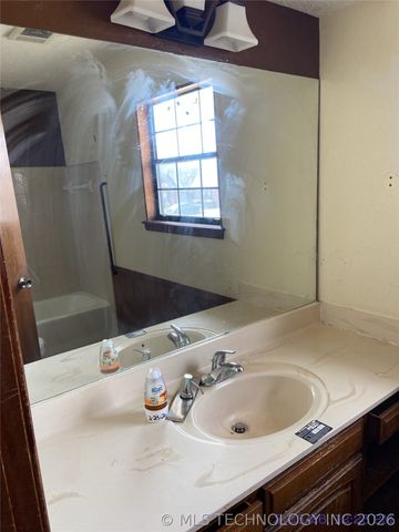 6416 S 111th East Avenue, Tulsa, OK 74133