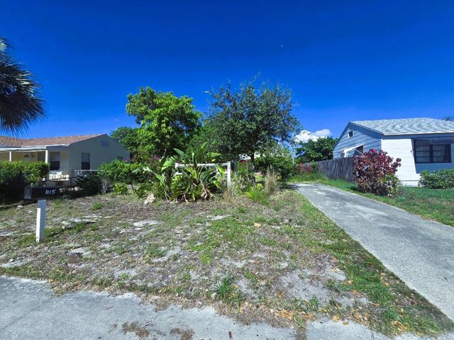 1115 S M Street, Lake Worth, FL 33460