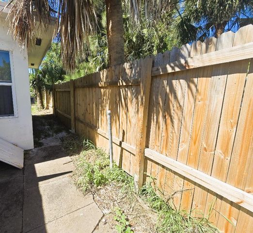 1115 S M Street, Lake Worth, FL 33460