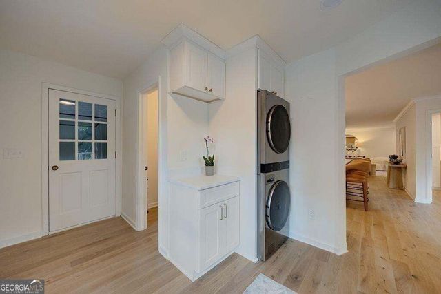 820 Oakhaven Drive, Roswell, GA 30075