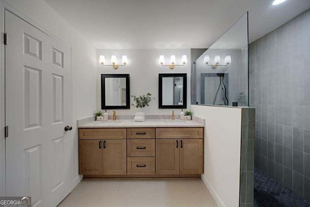 820 Oakhaven Drive, Roswell, GA 30075