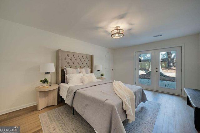 820 Oakhaven Drive, Roswell, GA 30075