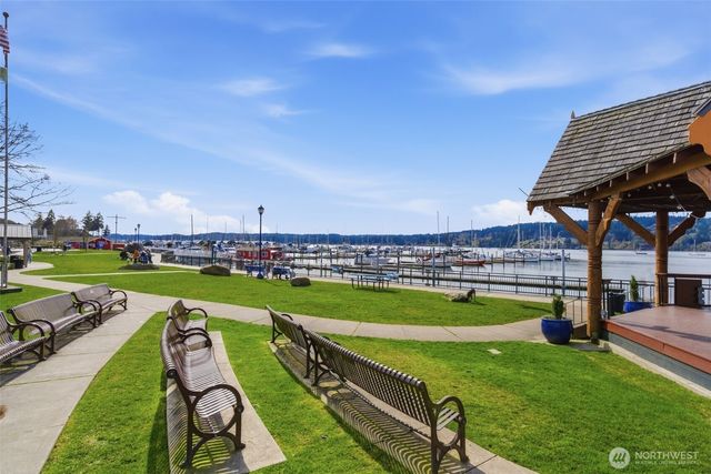 515 Antonson Lane NE, Poulsbo, WA 98370