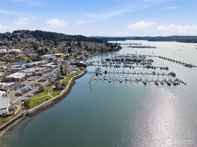 515 Antonson Lane NE, Poulsbo, WA 98370