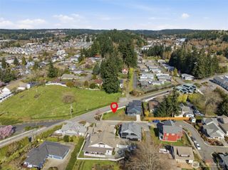 515 Antonson Lane NE, Poulsbo, WA 98370