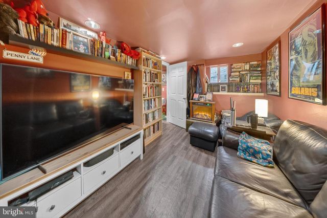 4409 POLK ST NE, Washington, DC 20019