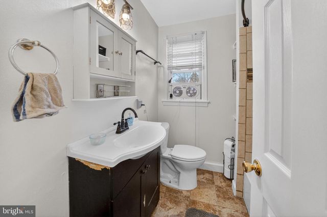 4409 POLK ST NE, Washington, DC 20019