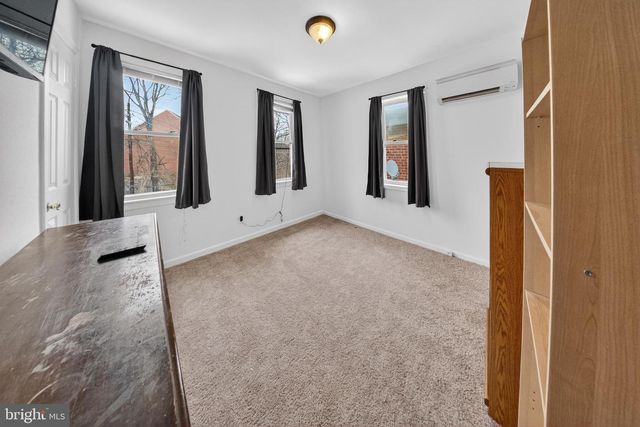 4409 POLK ST NE, Washington, DC 20019