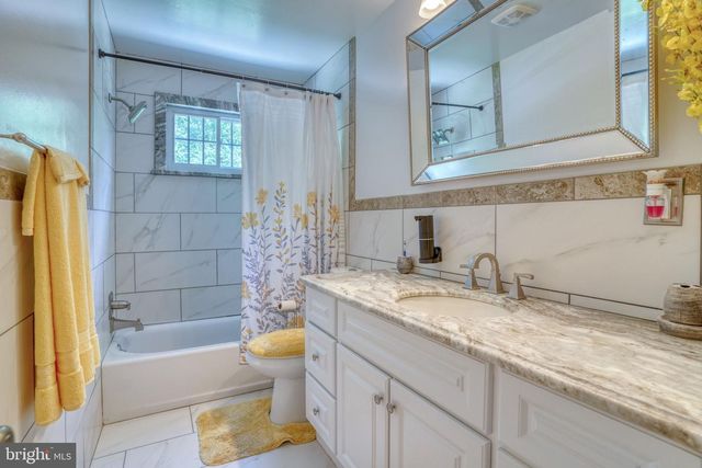1 W ELGIN CT, Newark, DE 19702