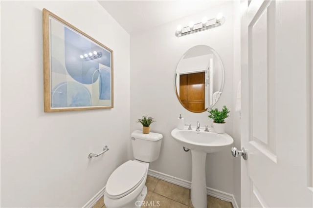 76 Trailing Vine, Irvine, CA 92602